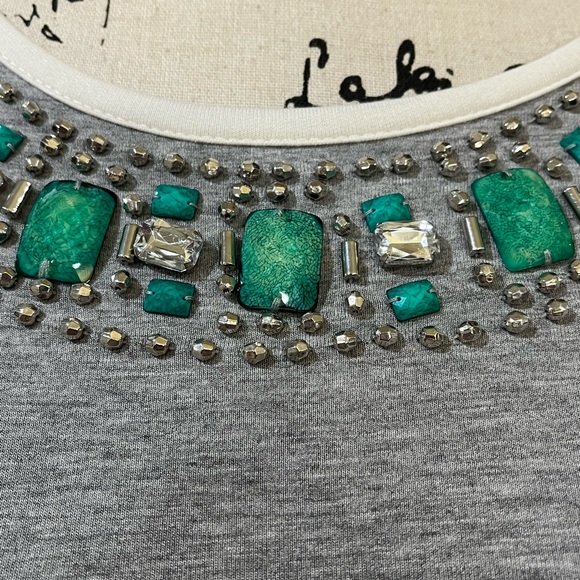 NWOT KENZIE Gorgeous Rhinestone Embellished High/Low Top - Picture 3 of 10